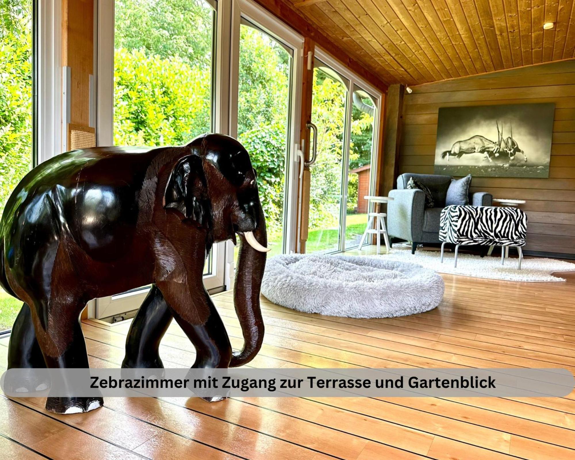 Lodge Of Africa - Einzigartige Themenzimmer, Eingezaeunten Garten, Sauna, Whirlpool & Kamin, Hunde Willkommen, Gasgrill, Voll Ausgestattete Kueche, Grosser Essbereich, Hamburg & Stade In Der Naehe Twielenfleth Kültér fotó